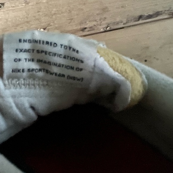 Nike Waffle Debut Vintage Stadium Green Opti Yellow DX2931-300 Women's Size 6 - Picture 10 of 10